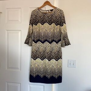ILE New York yellow and navy shift dress with flared sleeves.